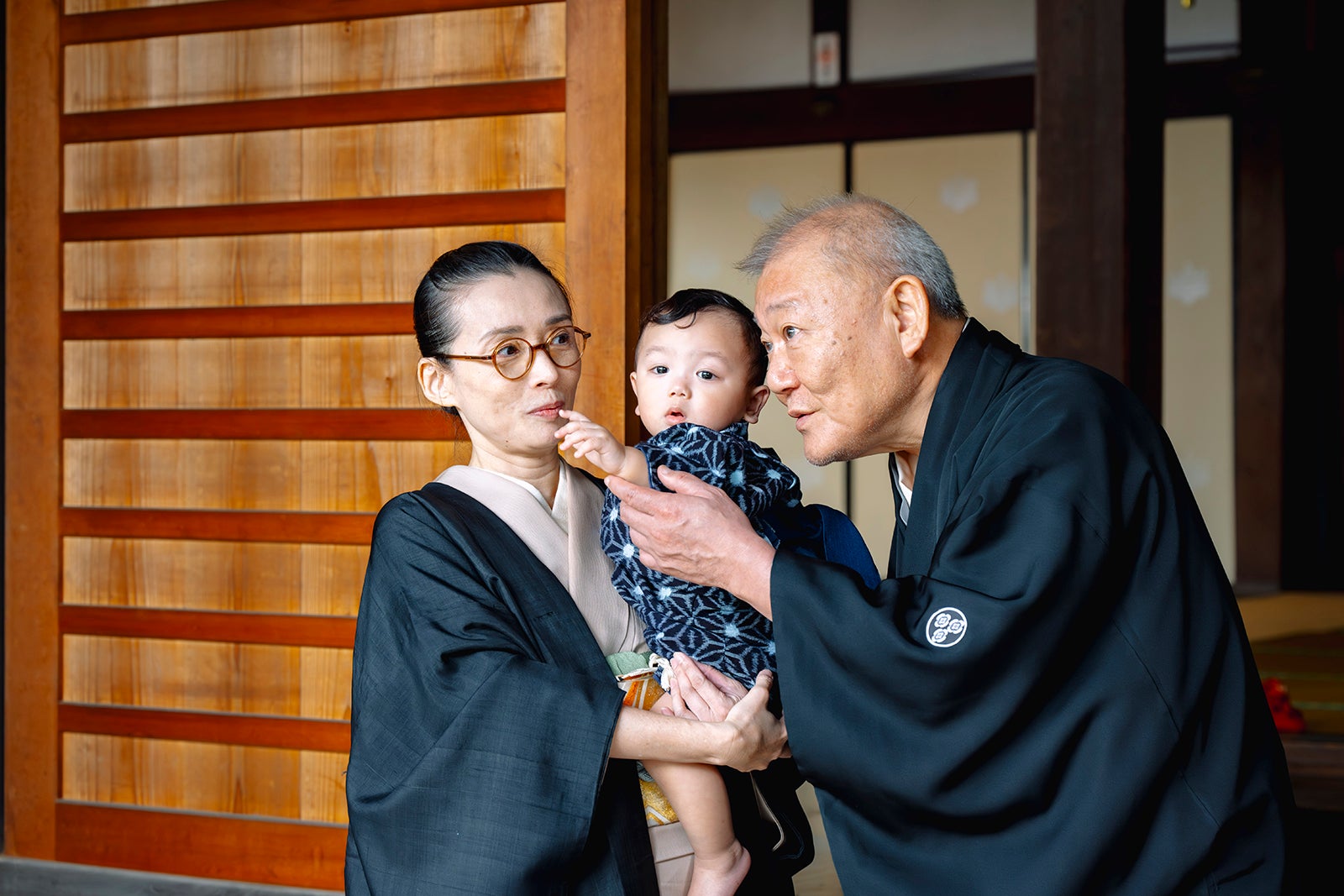 中嶋朋子、國村隼「海に眠るダイヤモンド」第7話（C）TBSスパークル／TBS