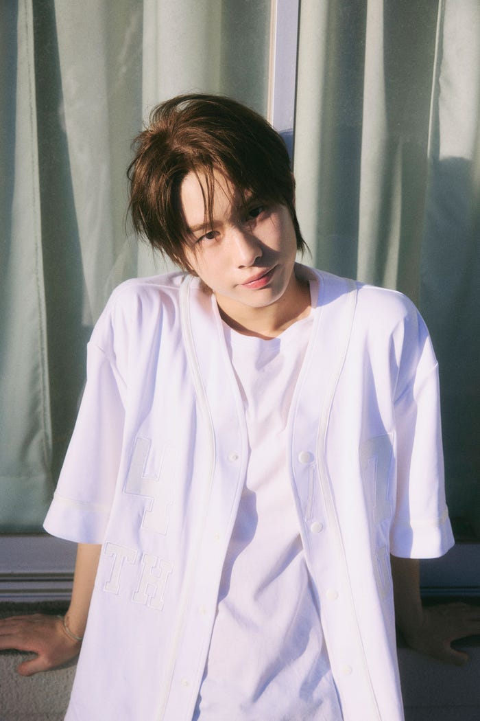 KYUNGMIN(P)&(C)PLEDIS Entertainment