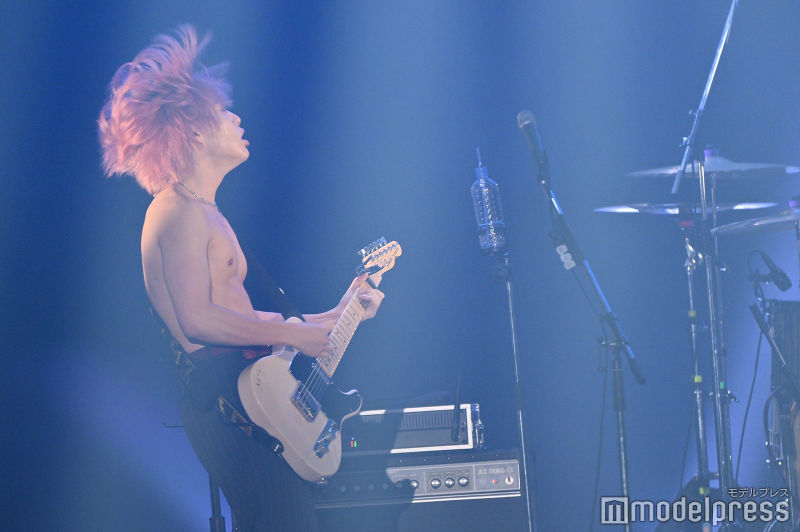 ヤングスキニー（C）モデルプレス