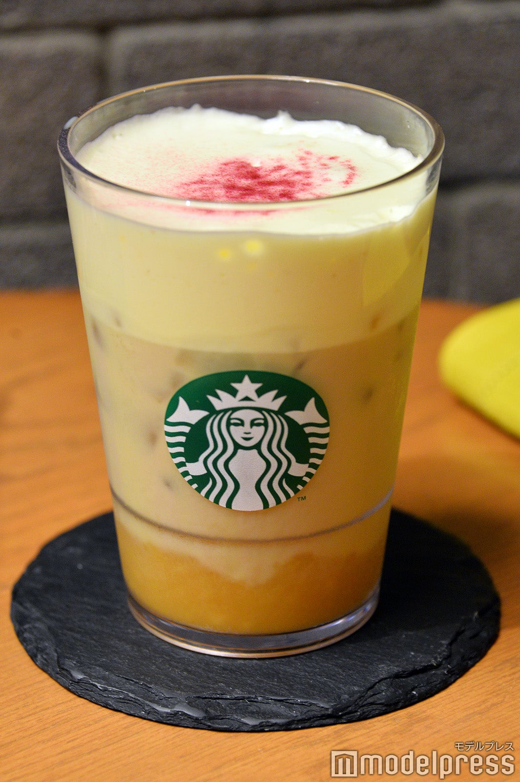 ほうじ茶香る 焼き芋 ムース ティー ラテ（C）モデルプレス