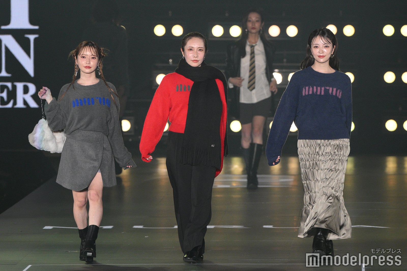 （C）モデルプレス