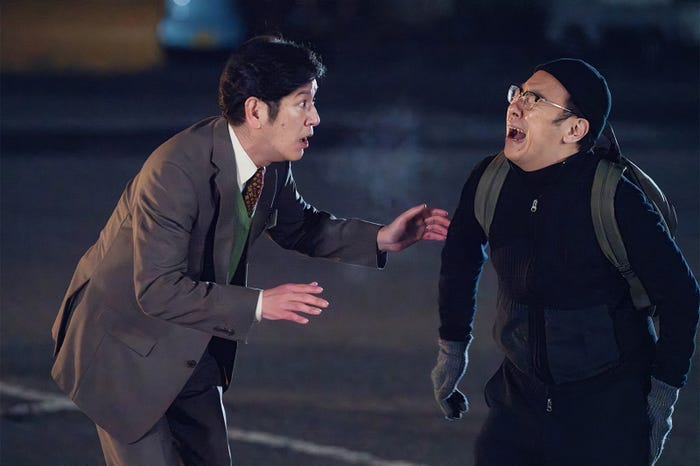 田中直樹、角田晃広「ホットスポット」第10話(C)日本テレビ