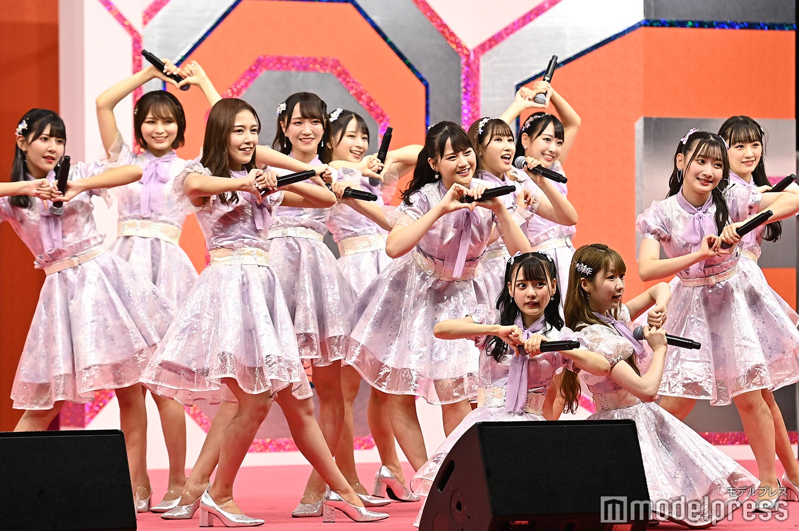 ＝LOVE（C）モデルプレス