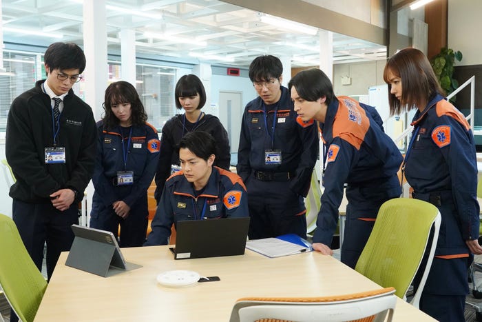 三浦獠太、清野菜名、見上愛、瀬戸康史、前原滉、一ノ瀬颯、中村ゆり「119エマージェンシーコール 」最終話(C)フジテレビ