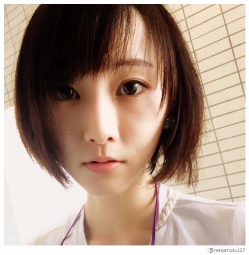 松井玲奈の瞳が美しすぎる「あまりの透明感に直視できない」「吸い込まれそう」と絶賛の声