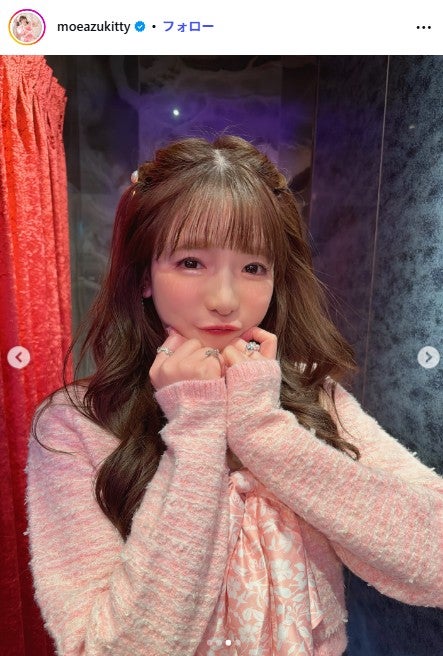 大食い女王・もえのあずき、白ビキニサウナショットで魅せる圧巻スタイル「ウエストが綺麗」「大食いしてるとは思えない」の声