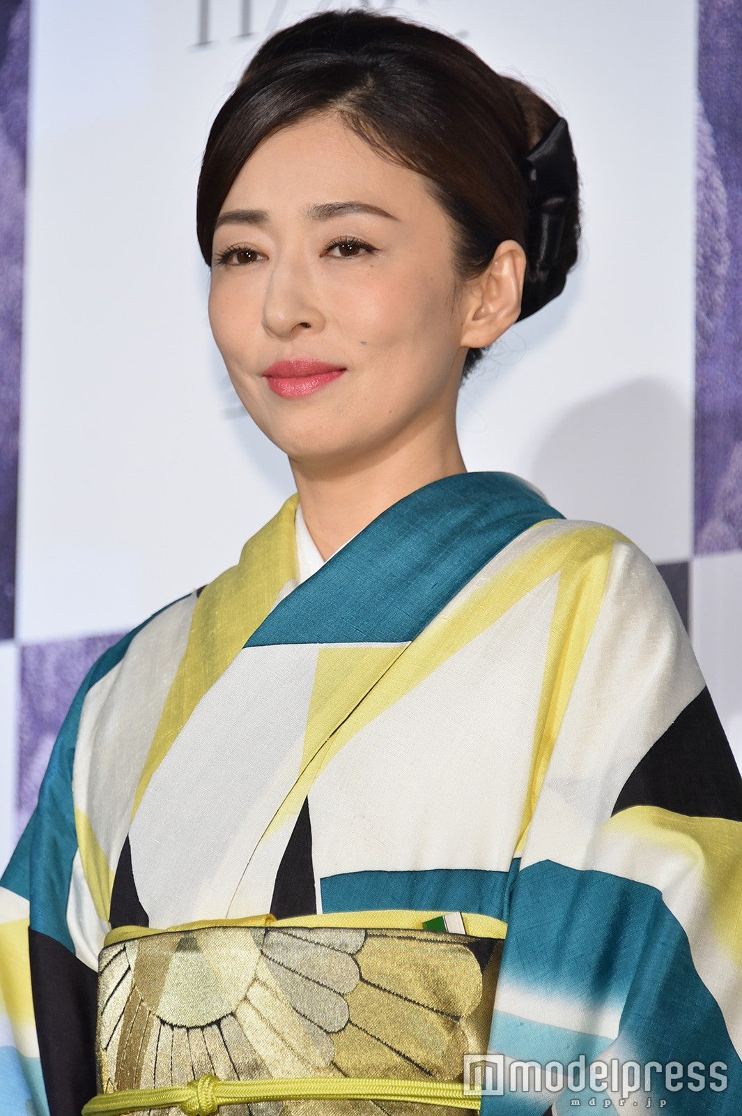 松雪泰子（C）モデルプレス