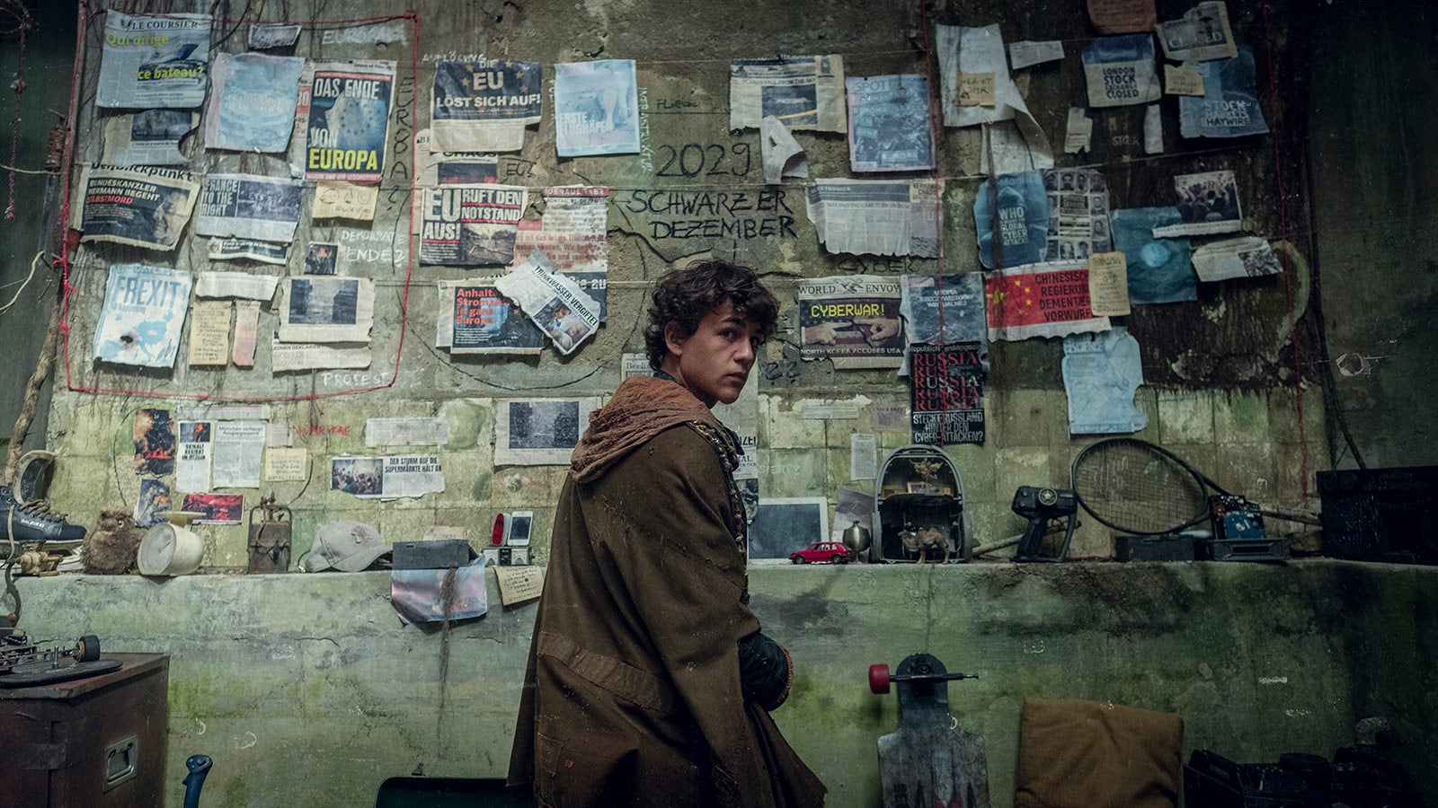 『トライブス：-明日を拓きし者』