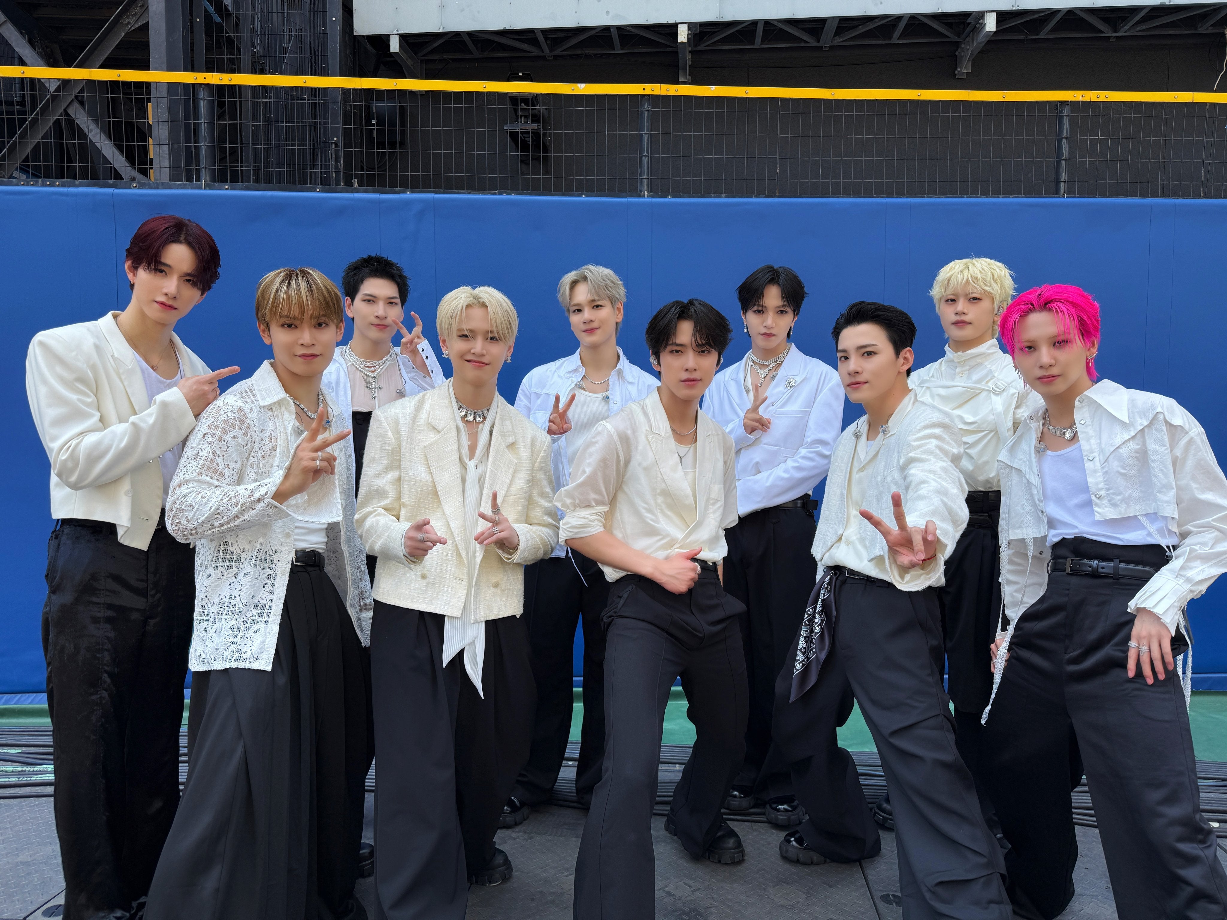 JO1（C）LAPONE ENTERTAINMENT