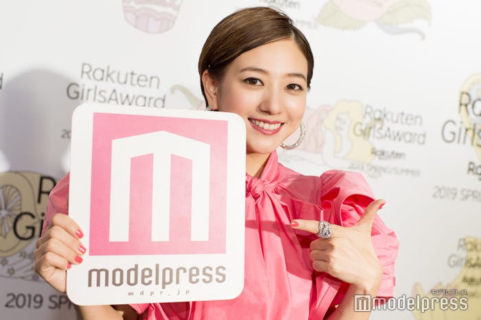 伊藤千晃(C)モデルプレス