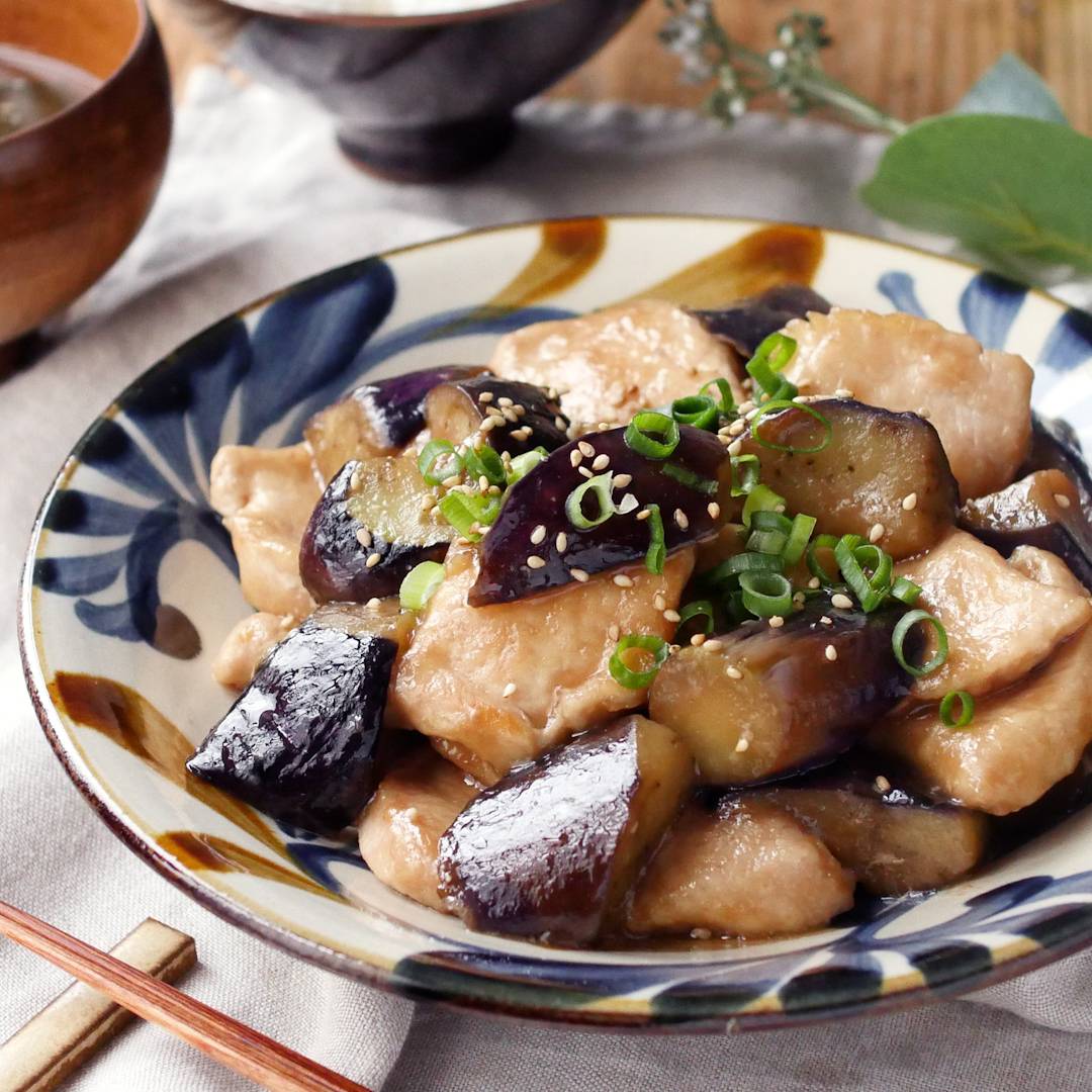 ポン酢で味付け簡単!鶏むね肉となすの甘酢炒め