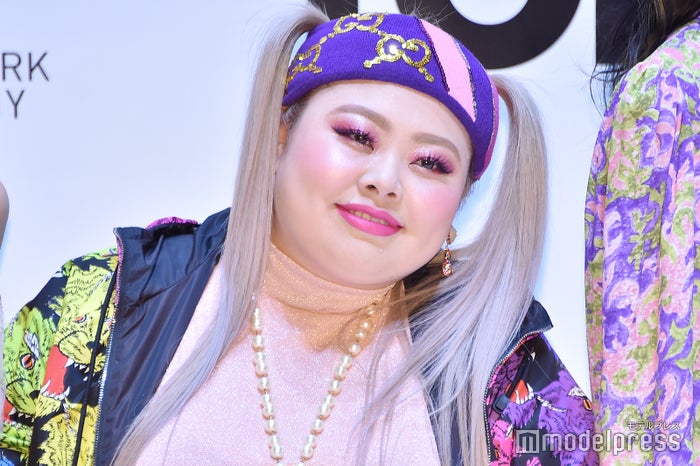 渡辺直美 パープルの新ヘアがおしゃれ Dj社長みたいになった 渡辺直美 パープルの新ヘアがおしゃれ Dj社長みたいになった