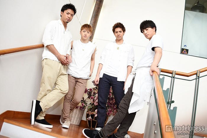 (左から)数原龍友、佐野玲於、片寄涼太、白濱亜嵐