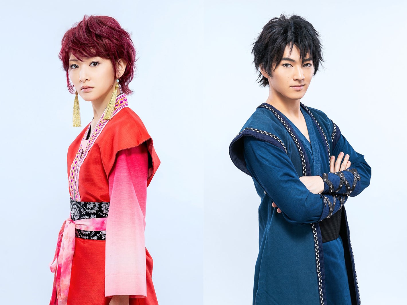 生駒里奈が赤髪に　DISH//矢部昌暉の“専属護衛”姿も解禁＜暁のヨナ～緋色の宿命編～＞