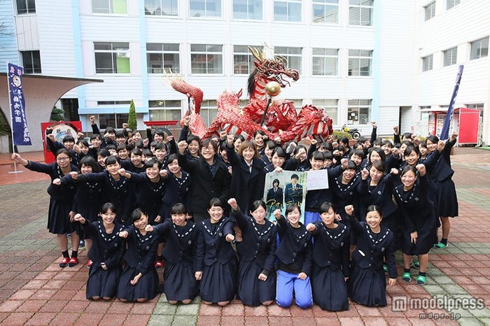 長崎女子高等学校をサプライズ訪問
