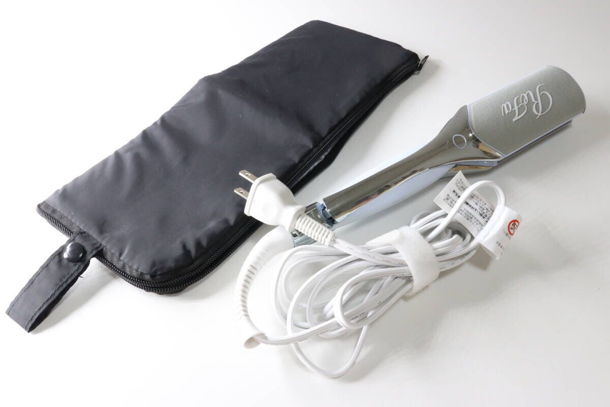 ヘアアイロンケース　リファのヘアアイロン