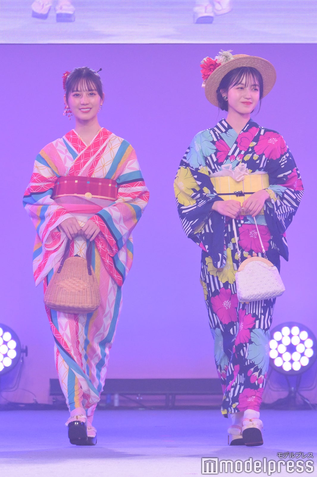 小坂菜緒、久保史緒里（C）モデルプレス