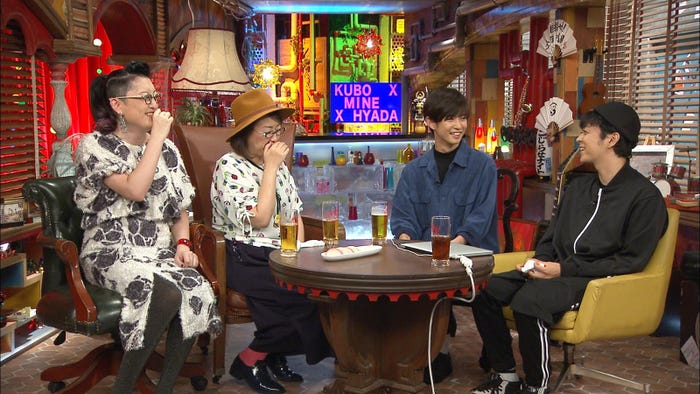 (左から)久保ミツロウ、能町みね子、千葉雄大、ヒャダイン (C)フジテレビ