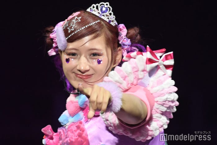 しなこ(C)モデルプレス