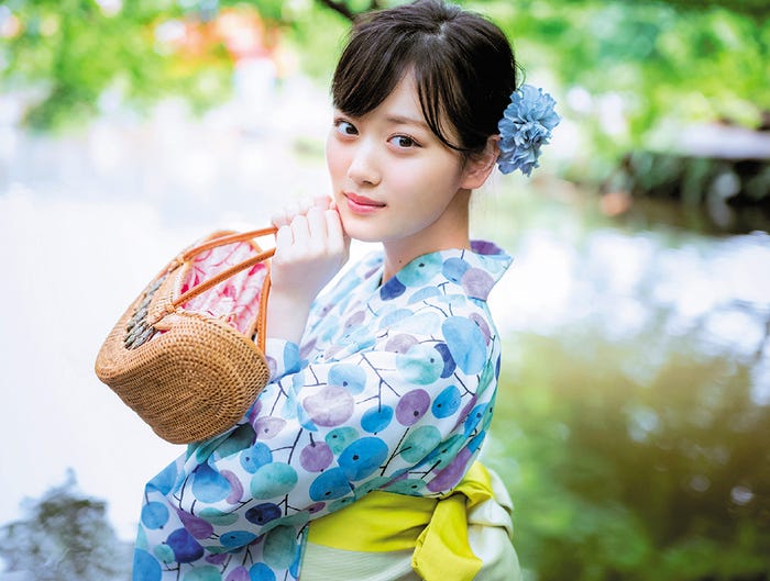 山下美月(C)マガジンハウス