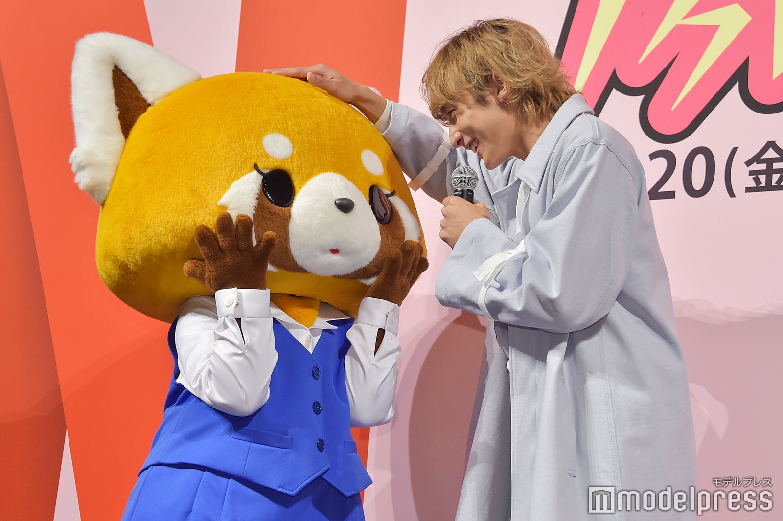 小関裕太、烈子にも頭ポンポン （C）モデルプレス