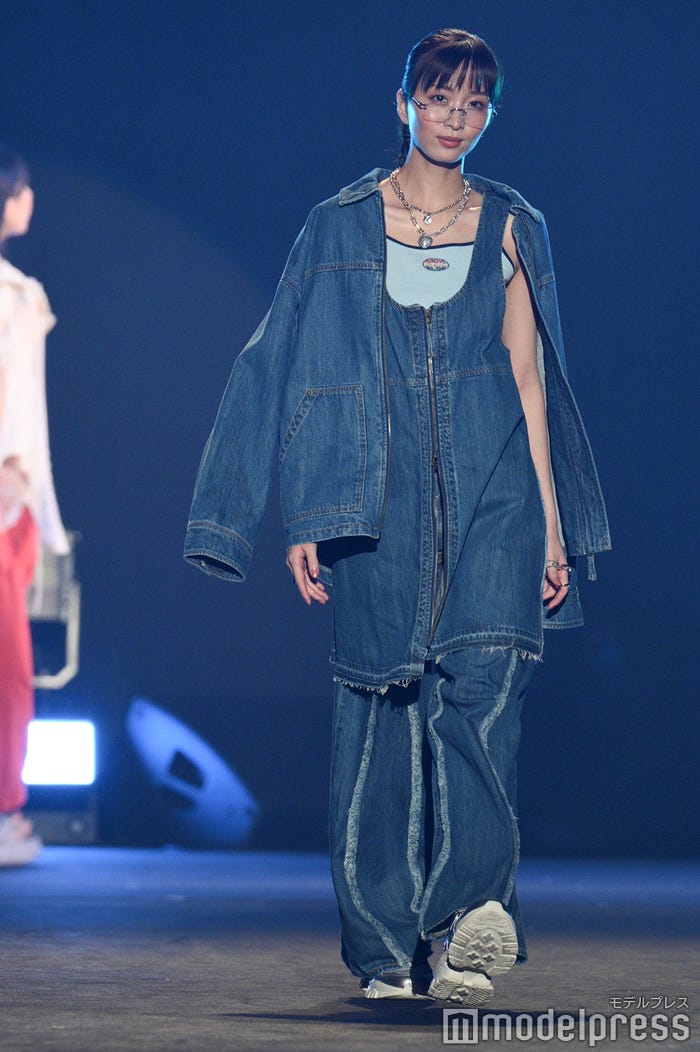 岡崎紗絵(C)モデルプレス