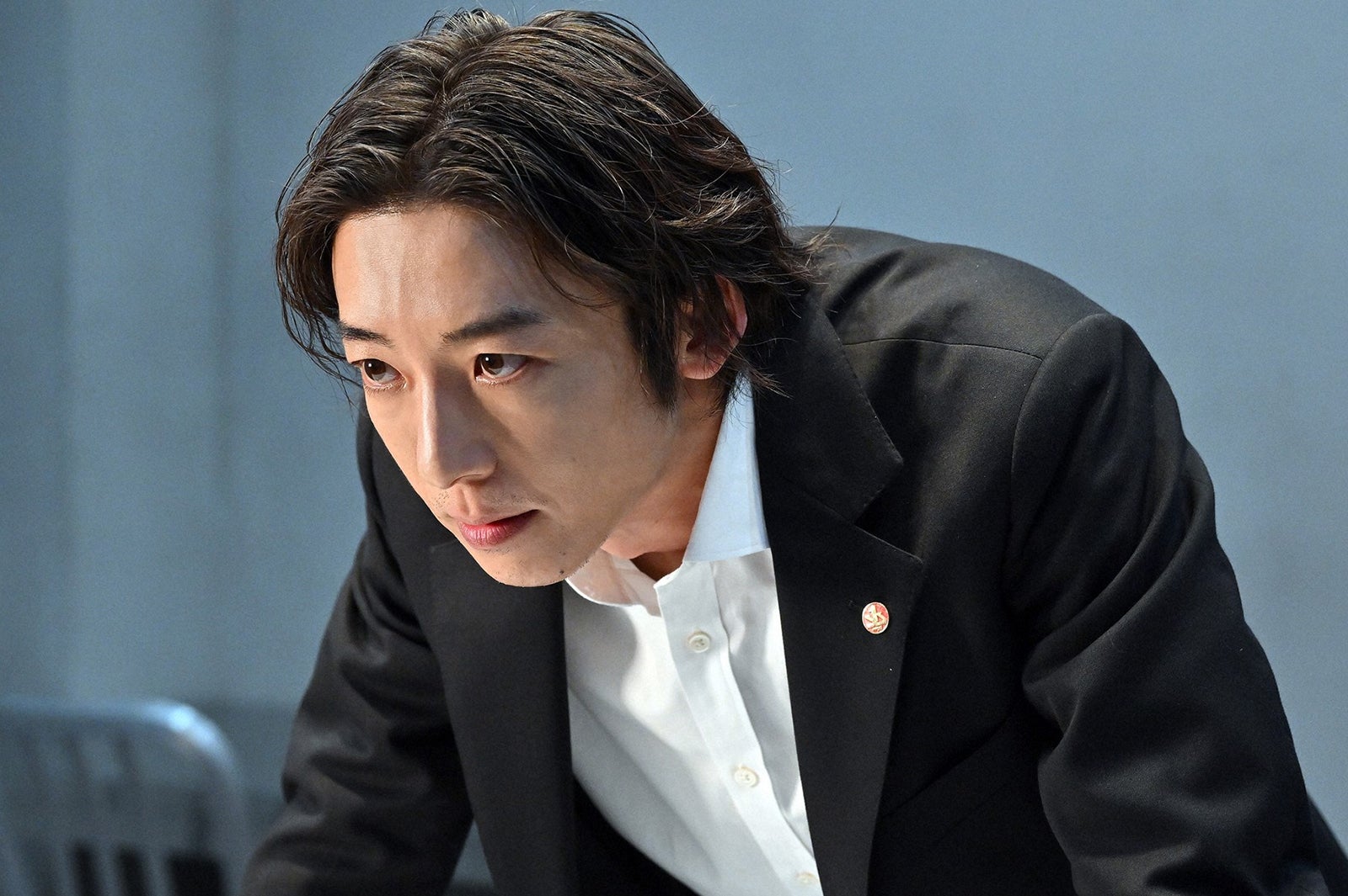 高橋一生／「インビジブル」第2話より（C）TBS