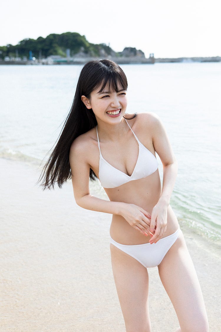 乃木坂 水着 乃木坂46久保史緒里、初の水着カット解禁 色白ボディ披露<交差点> - モデルプレス
