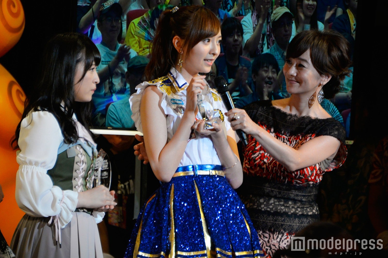 （C）モデルプレス