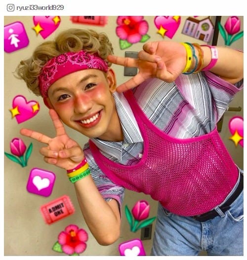 日焼けチークは思いっきり/りゅうちぇるInstagramより