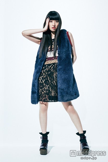 栗山千明／「月刊EXILE」9月号より（画像提供：LDH）