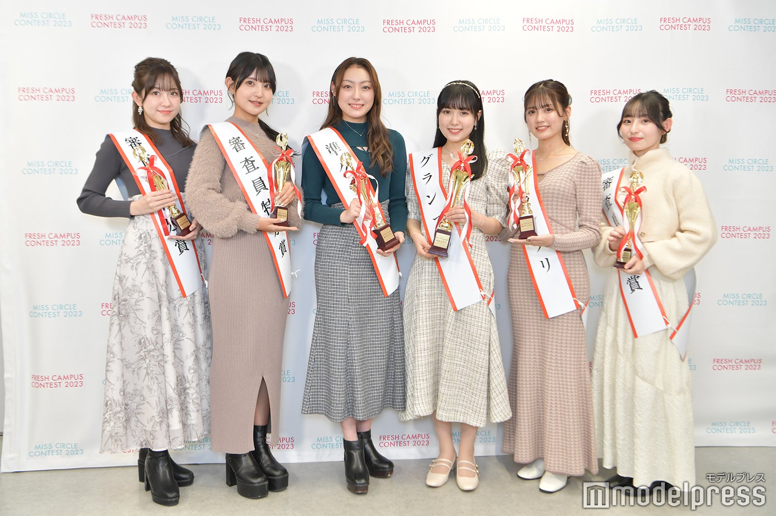 （左から）加藤怜さん、水越侑季さん、瀧下鈴さん、辻村麻琴さん、花田愛実さん、藤岡花さん（C）モデルプレス