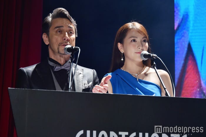 クリス・ペプラー、知英(C)モデルプレス