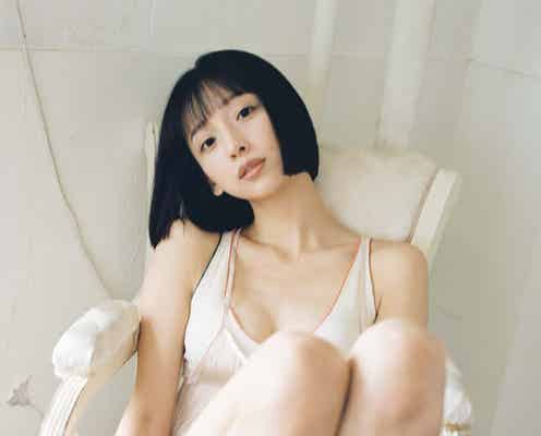 ショートヘアイメチェンが話題・華村あすか、新境地の美ボディ魅せる