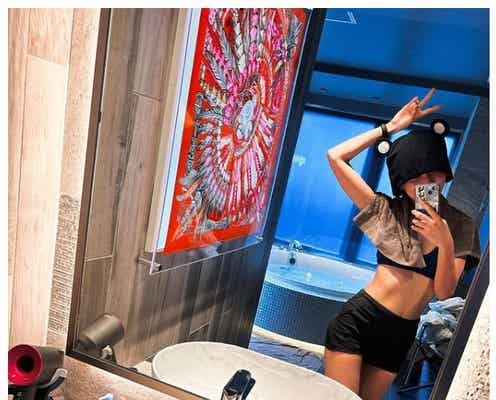 クロちゃんと真剣交際中・リチ、美ボディ披露 “混浴サウナデート”動画に「幸せそう」「スタイル良すぎ」の声