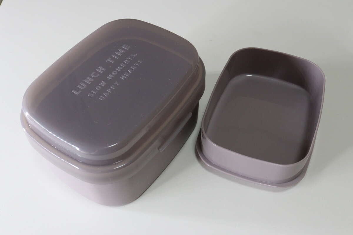 セリア ラウンドランチボックススクエア 470ml セリアの2通りの使い方があるラウンドランチボックススクエア 470ml