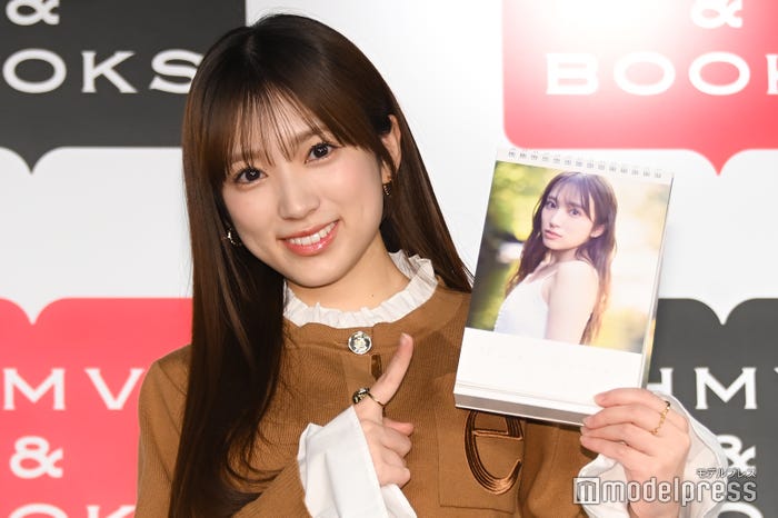 矢吹奈子(C)モデルプレス