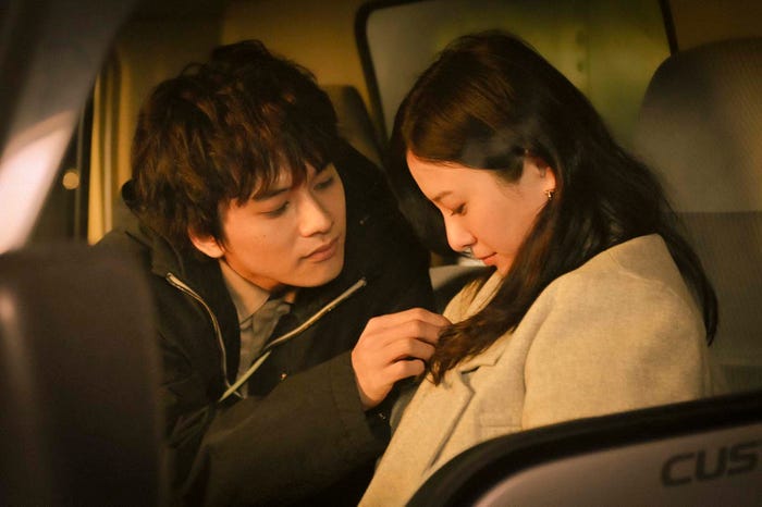 北村匠海、吉高由里子「星降る夜に」第5話(C)テレビ朝日