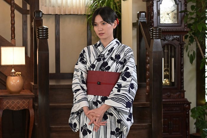 二階堂ふみ「プロミス・シンデレラ」第8話より(C)TBS