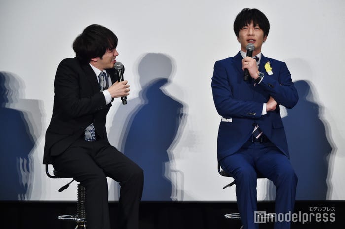 もらい泣きするので林遣都を見ないようにする田中圭(C)モデルプレス