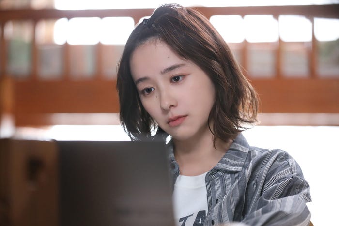 堀田真由「若草物語―恋する姉妹と恋せぬ私―」最終話(C)日本テレビ