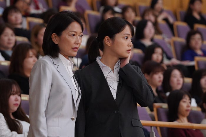 羽田美智子、深川麻衣「特捜9 season7」最終話より(C)テレビ朝日