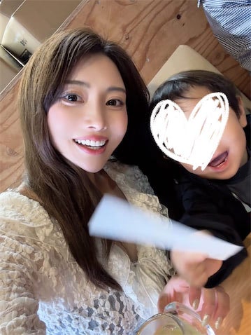 元グラドル 森咲智美、子どもたちと過ごす日常＆大阪を感じる近影を公開