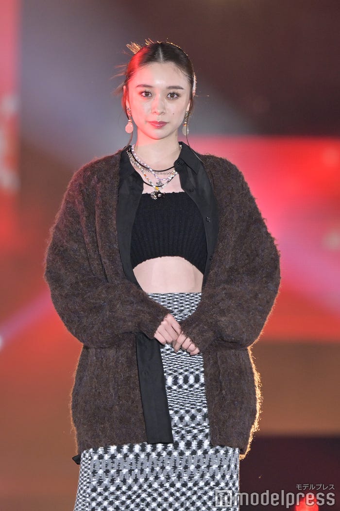 田鍋梨々花(C)モデルプレス