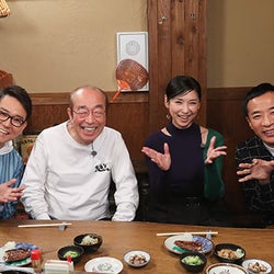 アダルトビデオが食卓に!?ナイツ塙の母の豪快エピソードに志村けんら驚き『伝説の母ちゃん』