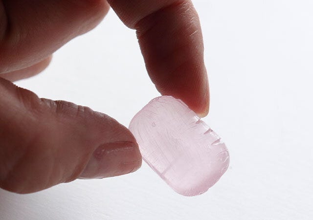 カンロ コスメなのどあめ カンロ バズリ コスメ風のどあめ