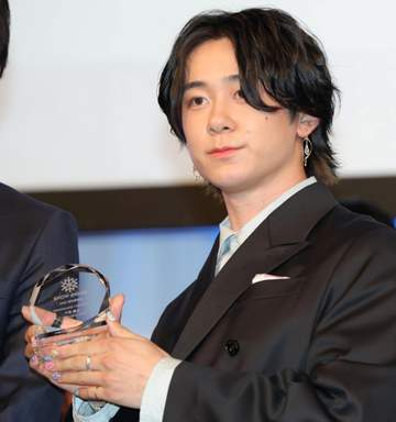 スノーボード 戸塚優斗シーズンMVP「光栄」五輪7大会連続出場の竹内智香さんギネス記録 全日本スキー連盟年間表彰式