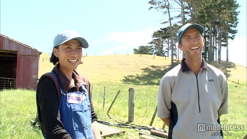 悦子さん、アシュリーさん／画像提供：毎日放送