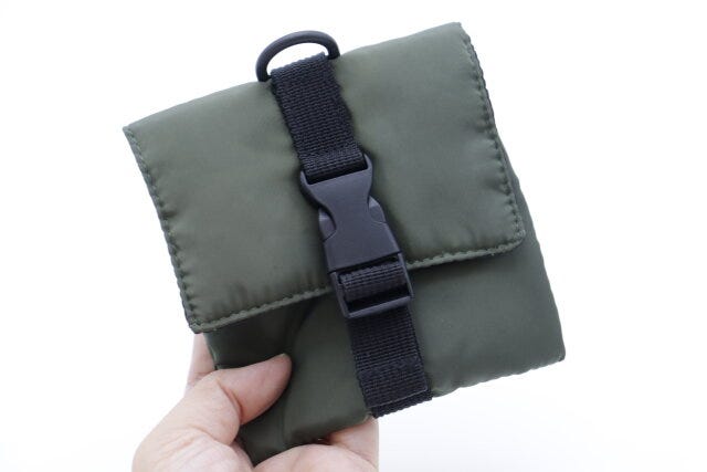 中わたスクエアマルチポーチ　デザイン