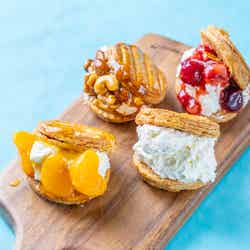 生ヨーグルトバターサンドプレーン、ベリー、静岡みかん、キャラメルナッツ 600円〜 /提供画像